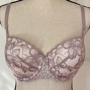 Victoria’s Secret bra